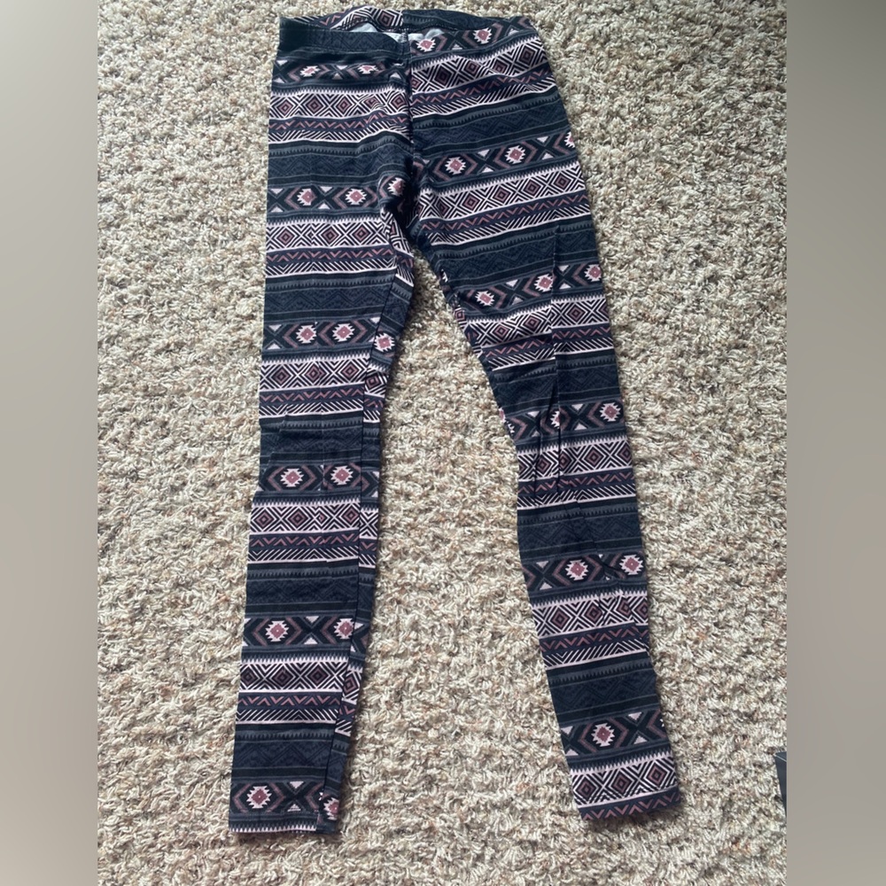 Patterned Black and Pink Leggings
